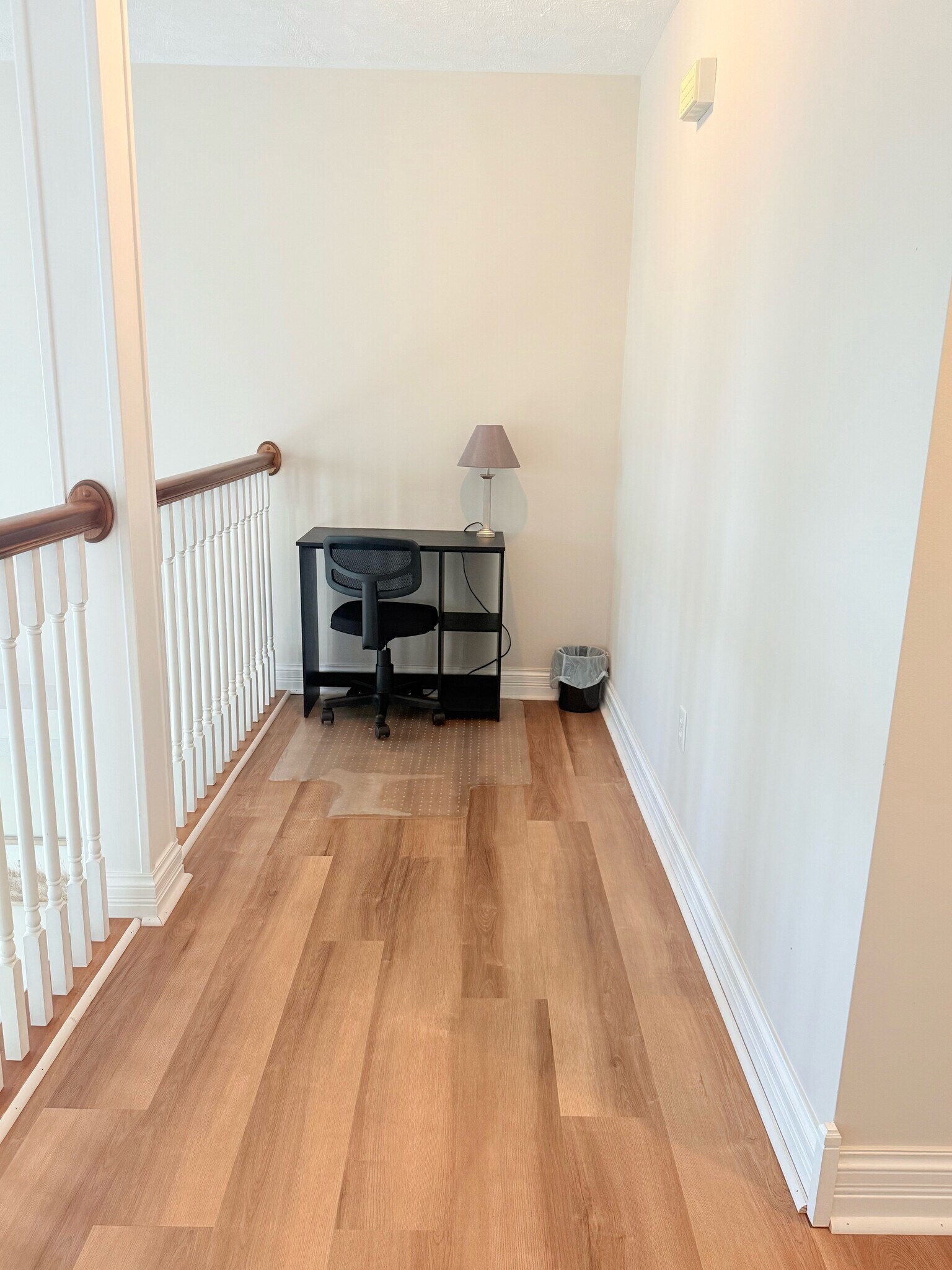 Building Photo - 949 Hideaway Dr