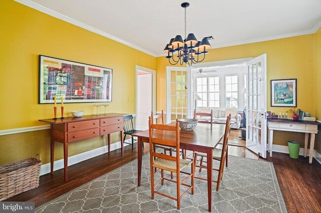 Building Photo - 3612 Albemarle St NW