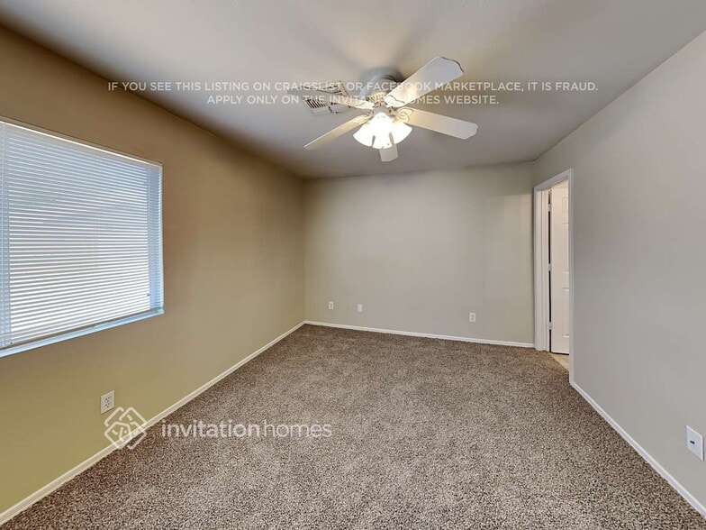 Building Photo - 12854 W Cherry Hills Dr