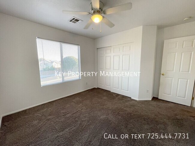 Building Photo - 605 Sonoran Heights Ave