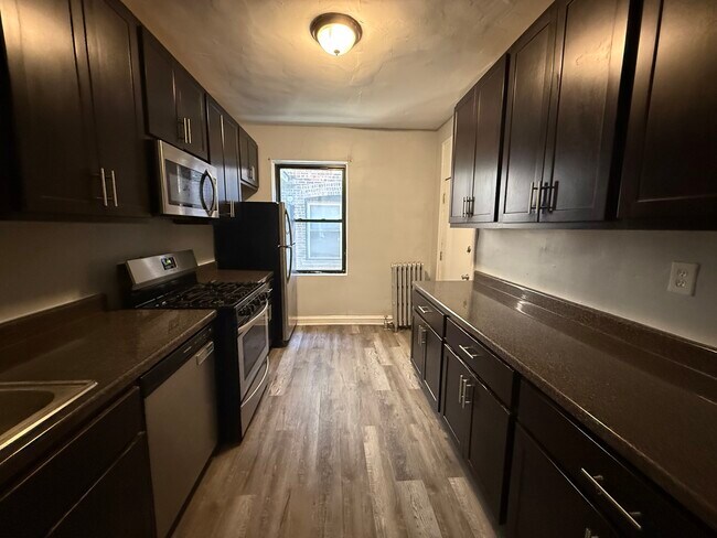 Building Photo - 5248 S Drexel Ave