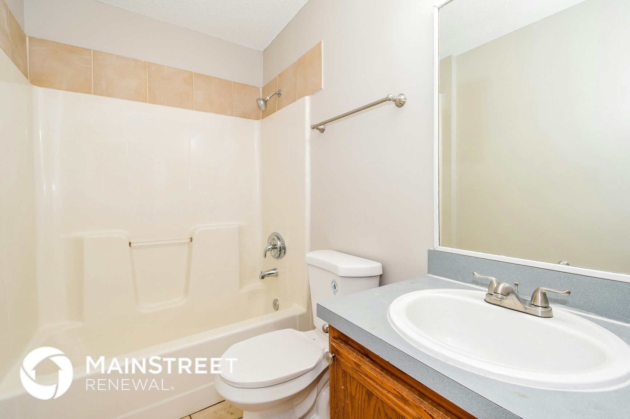 Building Photo - 1871 Alberta Ct S