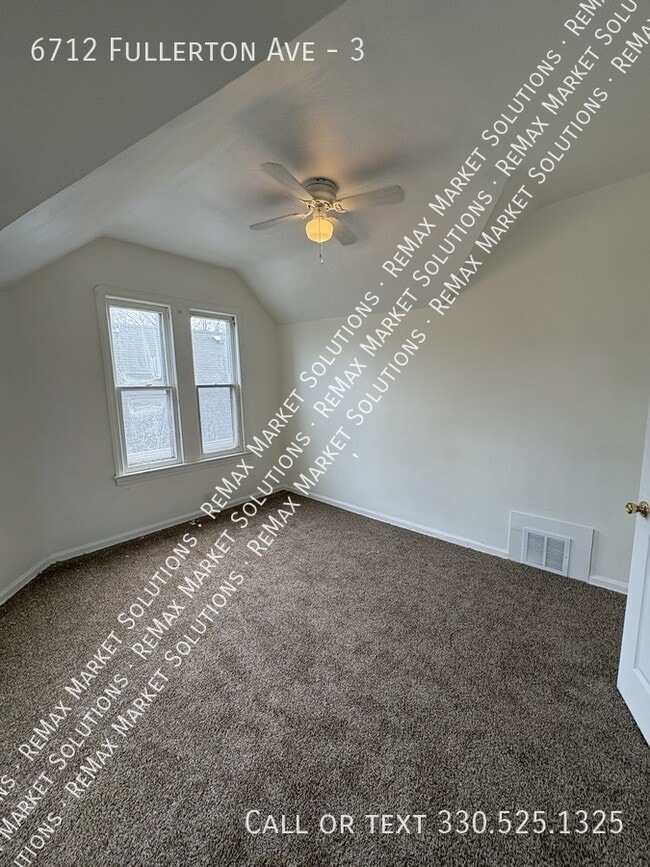 Building Photo - 6712 Fullerton Ave