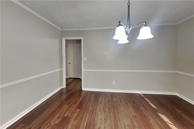Building Photo - 1250 Ridgefield Dr