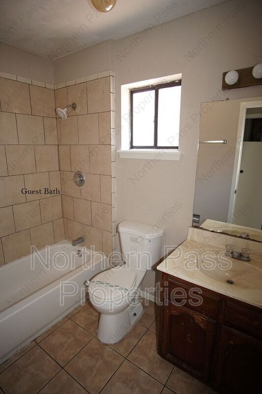 Building Photo - 1376 Trudy Elaine Dr