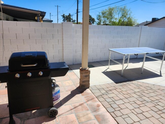 Building Photo - 7225 E Villa Way