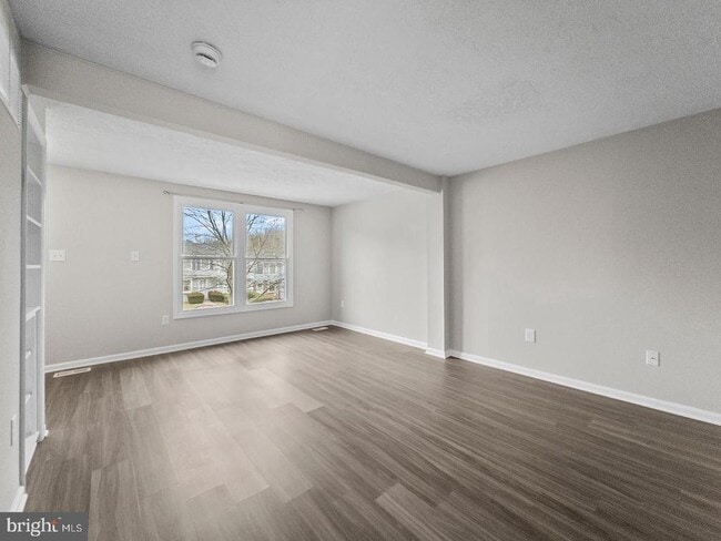 Building Photo - 10110 Shelldrake Cir