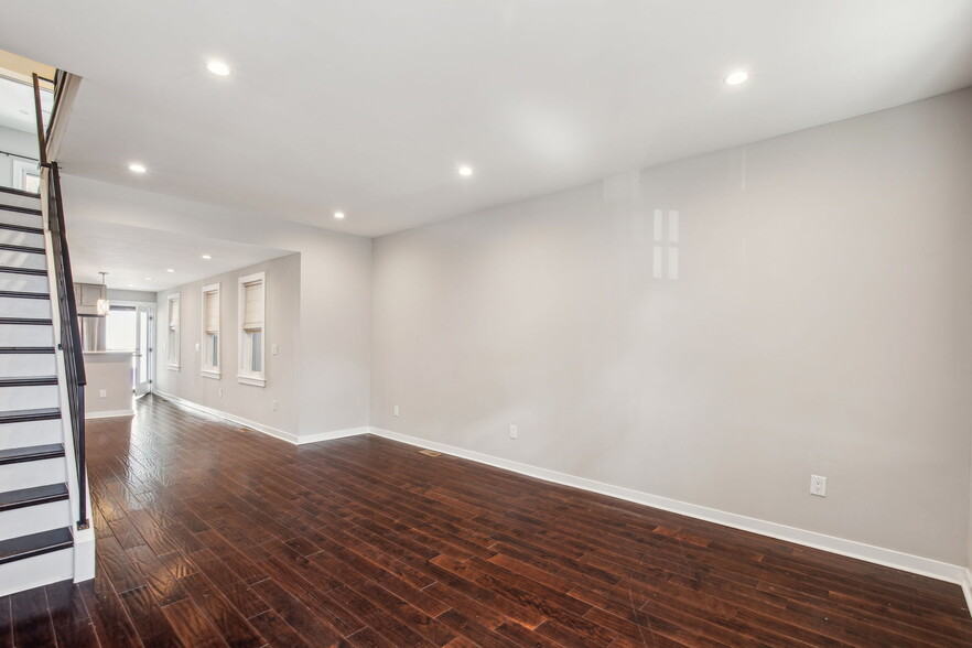 Building Photo - 1833 Ginnodo St