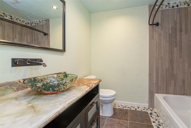 Building Photo - 25418 Sugar Valley Ln