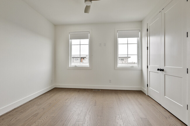 Building Photo - 10 Newnan Views Cir