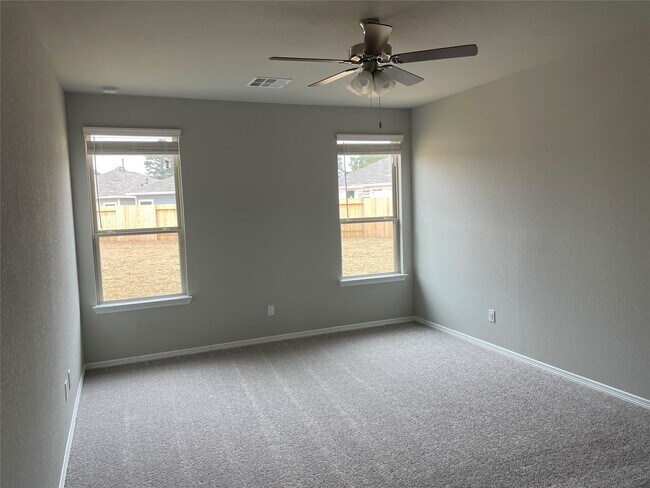 Building Photo - 838 Wembley Wood Wy