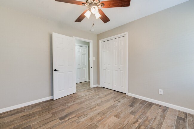 Building Photo - 5310 Carew St