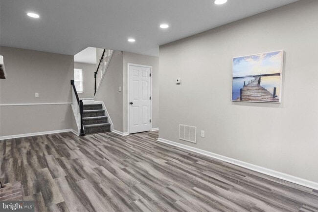 Building Photo - 111 Hidden Valley Ln