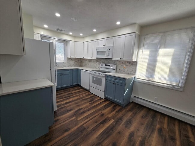 Building Photo - 96 Edgeworth Ave