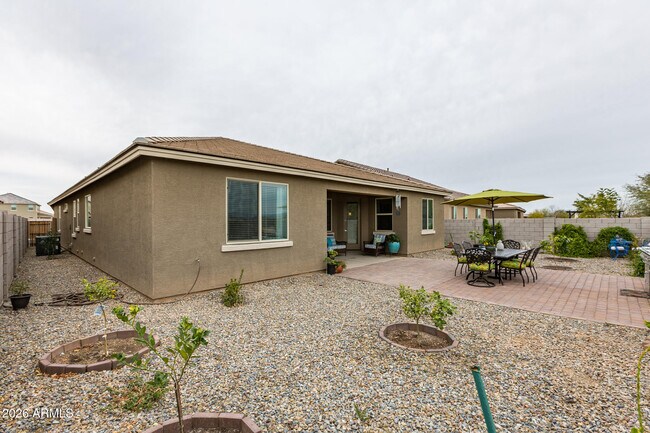Building Photo - 35549 N Bandolier Dr
