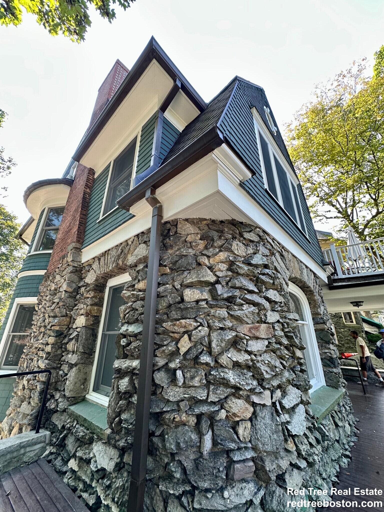 Building Photo - 10 Selkirk Rd