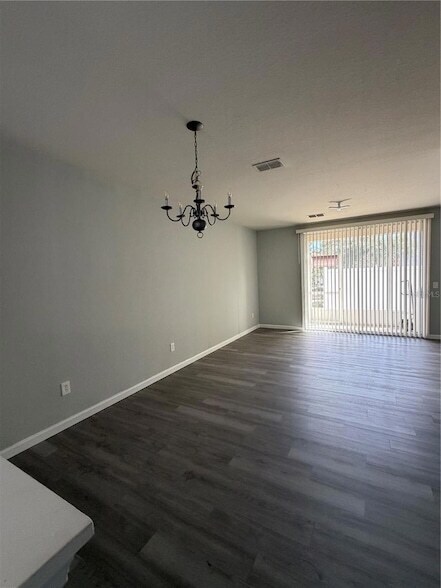 Building Photo - 4895 SW 45th St