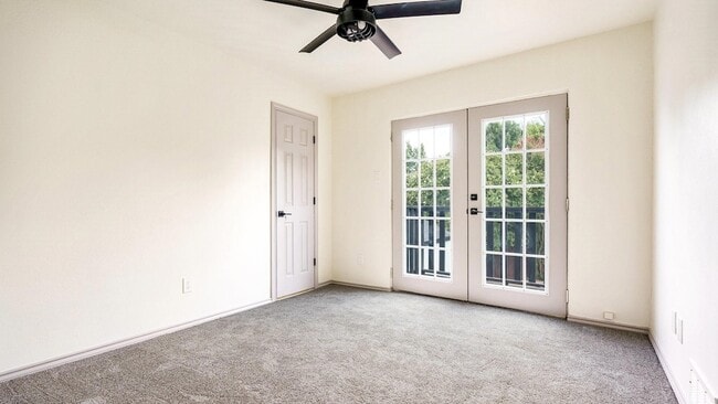 Building Photo - 2616 Ellis Ct