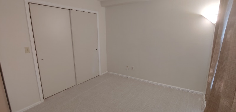 Building Photo - 6540 Delmonico Dr