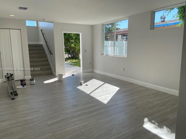 Building Photo - 177 E 16th St