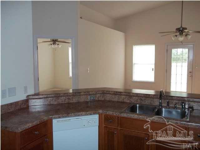 Building Photo - 5121 Cocoa Dr