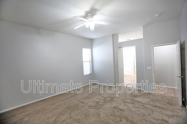 Building Photo - 8010 W Yukon Dr