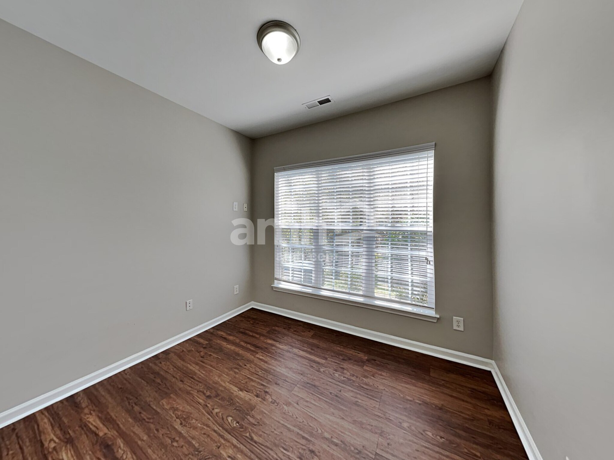 Building Photo - 9130 Hillston Ridge Rd