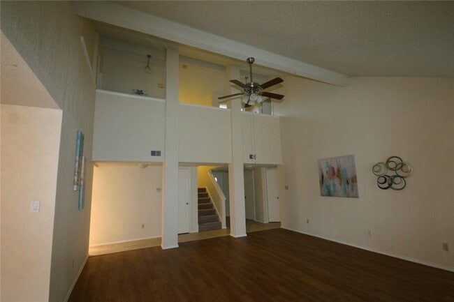 Building Photo - 4203 Dauphine Dr