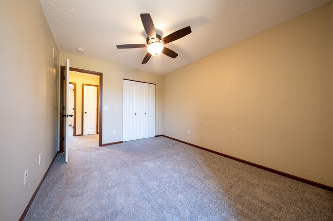 Building Photo - 16549 Dodd Ln