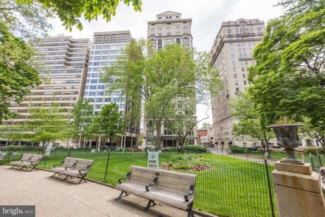 Building Photo - 1830 Rittenhouse Square
