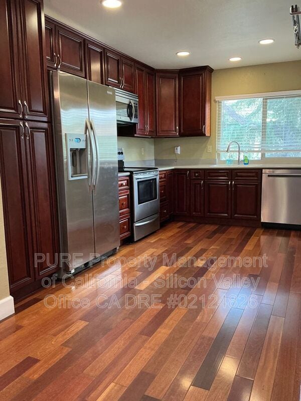 Building Photo - 5387 Colony Green Dr