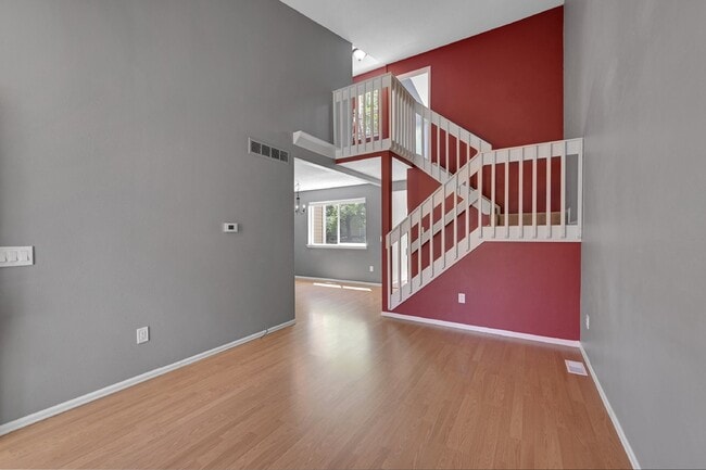 Building Photo - $2,695 - 3 Bed,  2.5 Bath Townhome in Arva...