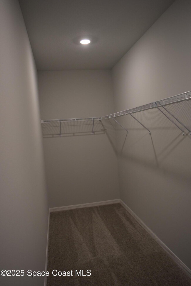 Building Photo - 3094 San Filippo Dr SE