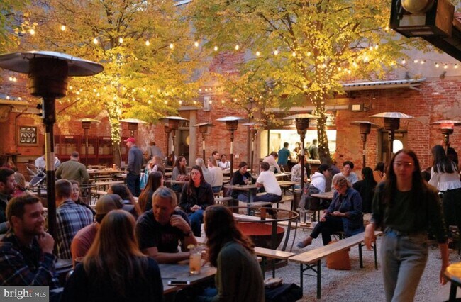 Building Photo - 1130 N Delaware Ave