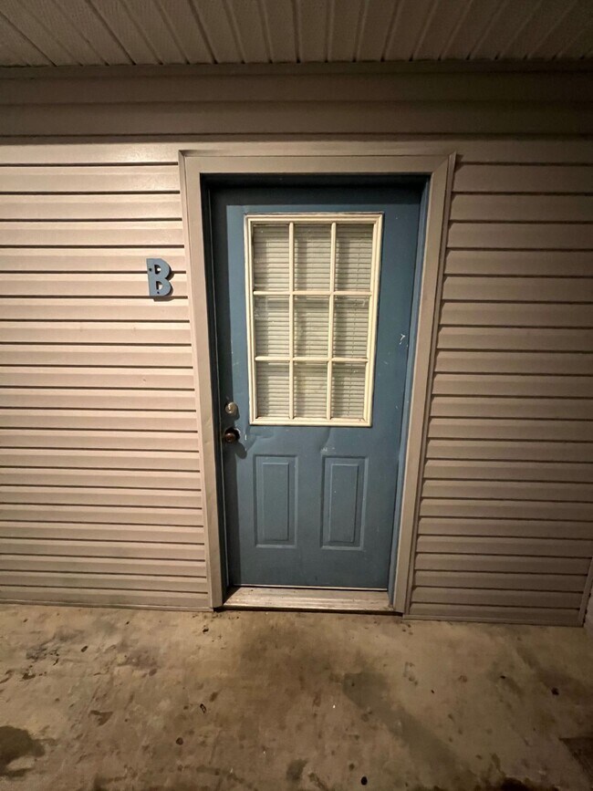 Building Photo - **"Charming 1-Bedroom Gem at Parnell Place, Jonesboro – Cozy 500 Sq Ft Living!"**