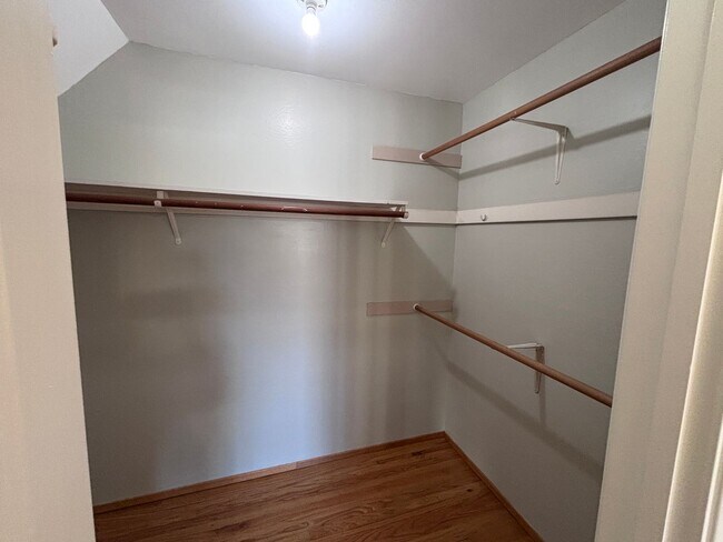 Building Photo - CAMBRIAN - Beautifully maintained home with hardwood floors and central A/C.