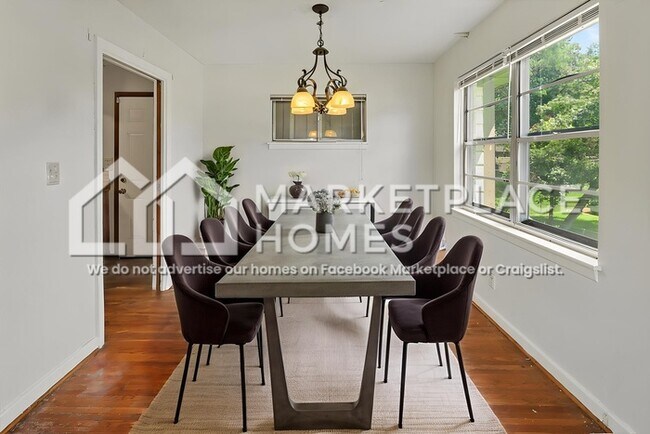 Building Photo - 801 Westfield Dr