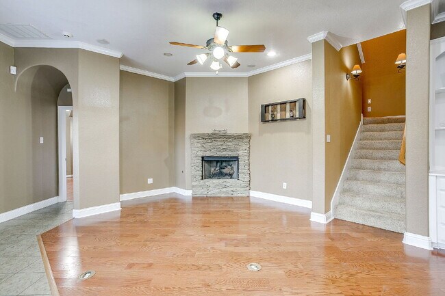 Building Photo - Well Maintained Home in SW Fort Worth!