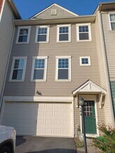 Building Photo - 103 Argyle Ct