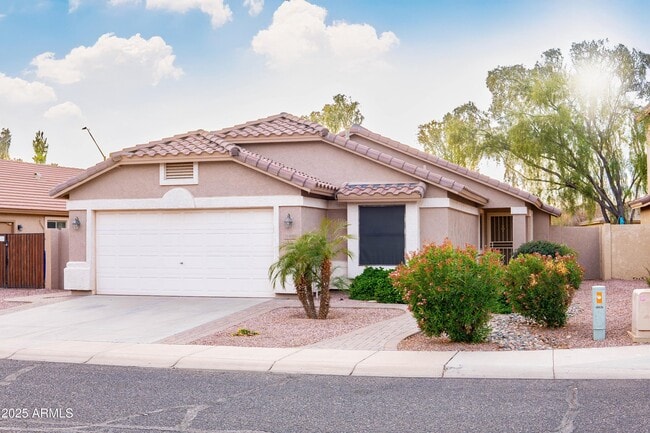 Primary Photo - 16418 N 168th Ln