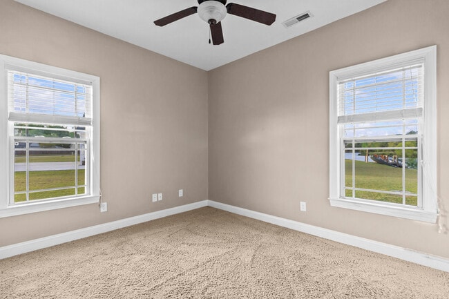 Building Photo - 301 Antioch Rd