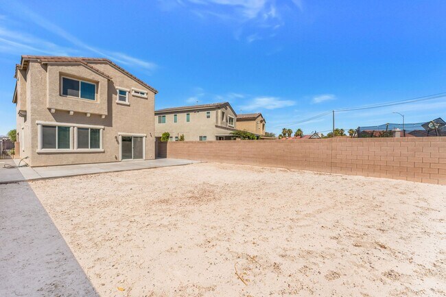 Building Photo - Modern Living in a Newer North Las Vegas Community!