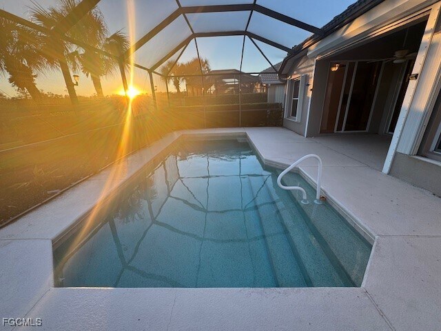 Building Photo - 10018 Oakhurst Way