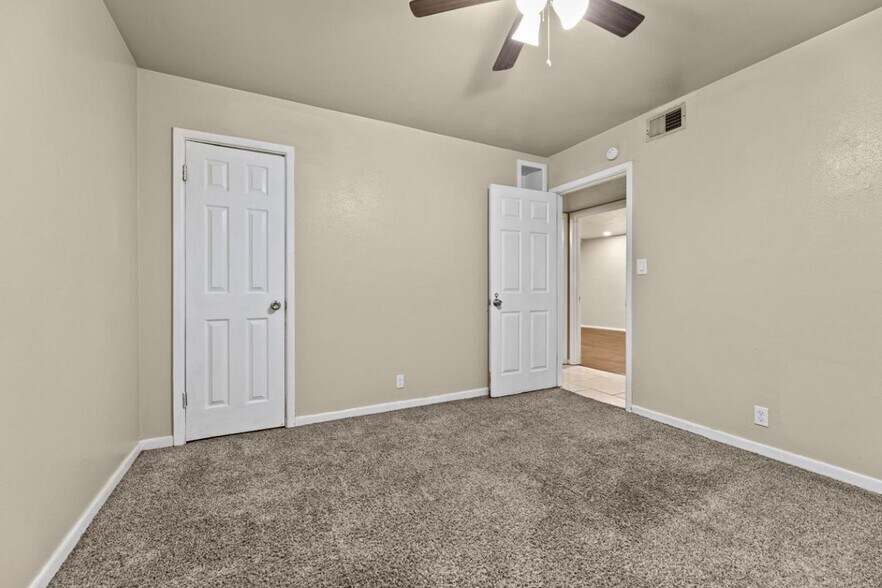 Building Photo - Charming Fort Worth Home with a Spacious B...