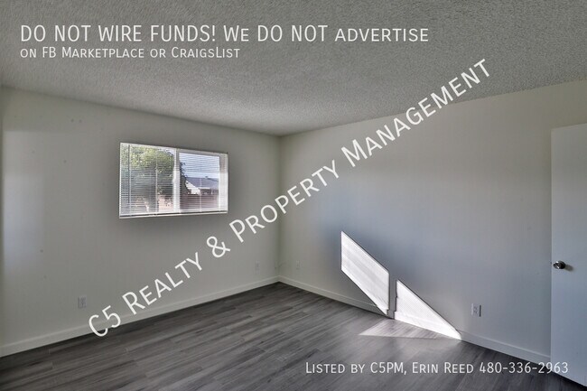 Building Photo - 3929 W El Caminito Dr