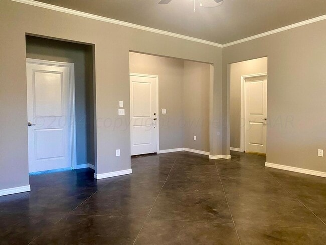 Building Photo - 9608 Sydney Dr