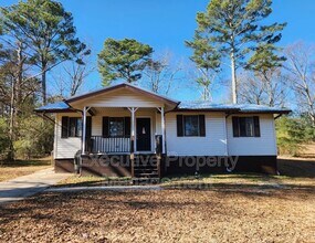 Building Photo - 1628 1st St NE