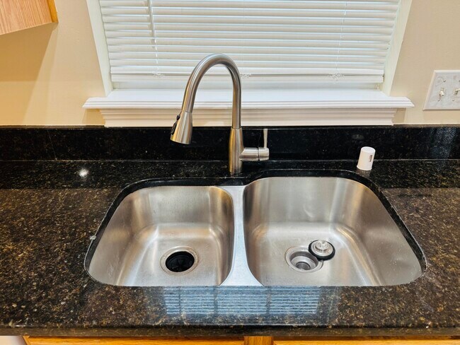 Building Photo - 2161 Millstone Way