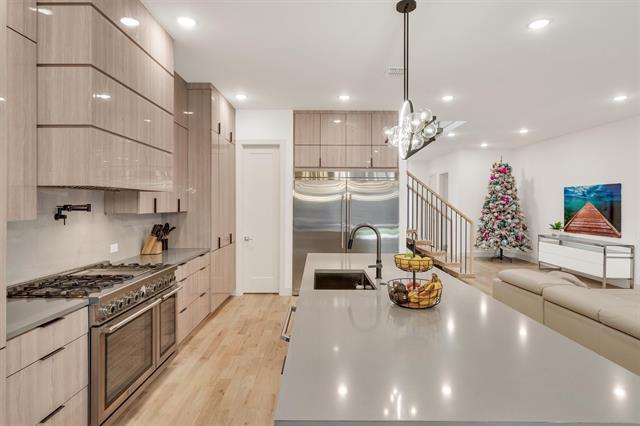 Building Photo - 7519 Robin Rd