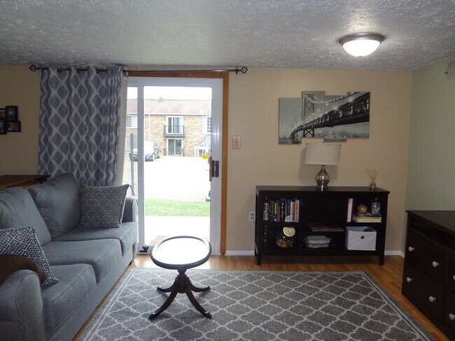 Building Photo - 8101 Revere Plz